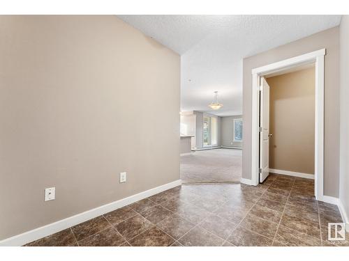 #102 18122 77 St Nw, Edmonton, AB - Indoor Photo Showing Other Room