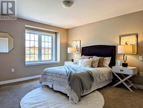 400 Threshing Mill Boulevard, Oakville, ON - Indoor Photo Showing Bedroom