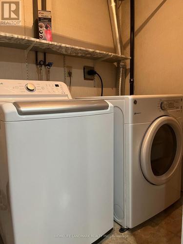 635 Lomond Crescent, Burlington, ON - Indoor Photo Showing Laundry Room