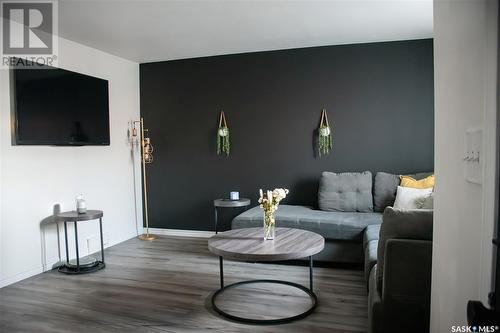 76 203 Herold Terrace, Saskatoon, SK - Indoor Photo Showing Living Room