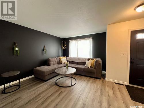 76 203 Herold Terrace, Saskatoon, SK - Indoor Photo Showing Living Room