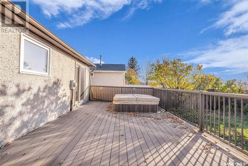 1525 Hnatyshyn Avenue, Saskatoon, SK - Outdoor With Deck Patio Veranda With Exterior