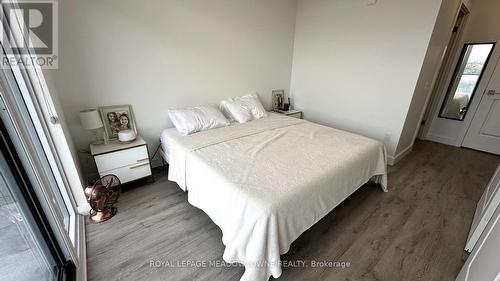 1402 - 15 Glebe Street, Cambridge, ON - Indoor Photo Showing Bedroom