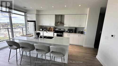 1402 - 15 Glebe Street, Cambridge, ON - Indoor Photo Showing Kitchen With Double Sink