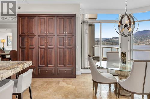 1152 Sunset Drive Unit# 1702, Kelowna, BC - Indoor Photo Showing Dining Room