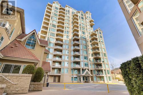 1152 Sunset Drive Unit# 1702, Kelowna, BC - Outdoor With Facade