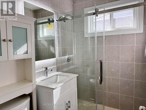 274 Ellerslie Avenue, Toronto, ON - Indoor Photo Showing Bathroom