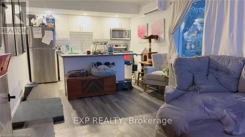 157 Bruce Street, Kitchener, ON - Indoor Photo Showing Kitchen