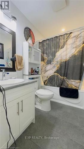 157 Bruce Street, Kitchener, ON - Indoor Photo Showing Bathroom