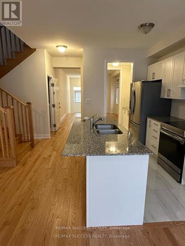 605 Etheridge Avenue W, Milton, ON - Indoor Photo Showing Kitchen With Double Sink