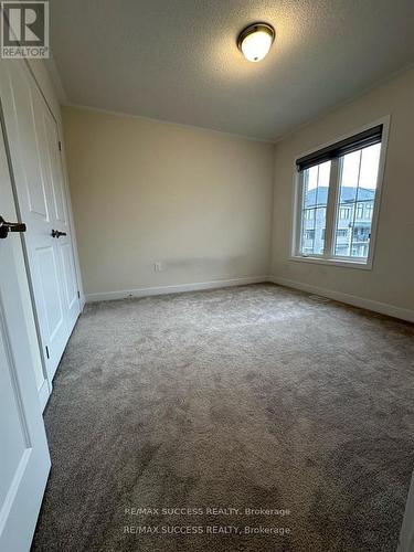 605 Etheridge Avenue W, Milton, ON - Indoor Photo Showing Other Room