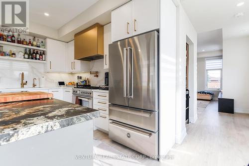 3002 Islington Avenue, Toronto, ON - Indoor Photo Showing Kitchen With Upgraded Kitchen