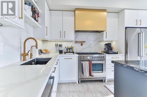 3002 Islington Avenue, Toronto, ON - Indoor Photo Showing Kitchen With Upgraded Kitchen