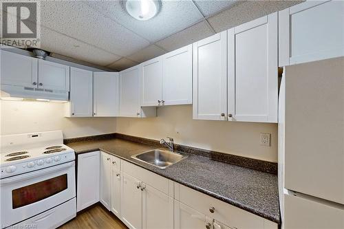 12 Wesleyan Street, Georgetown, ON - Indoor Photo Showing Kitchen