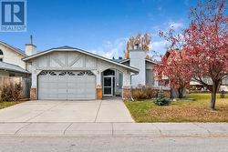 2810 Catalina Boulevard NE  Calgary, AB T1Y 6N2