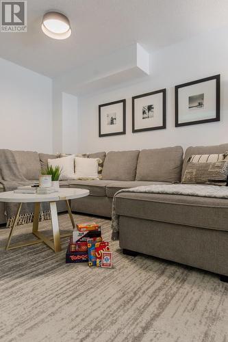 7 Trent Avenue, Toronto, ON - Indoor Photo Showing Living Room