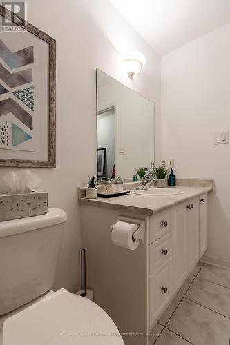 7 Trent Avenue, Toronto, ON - Indoor Photo Showing Bathroom