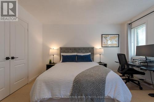 7 Trent Avenue, Toronto, ON - Indoor Photo Showing Bedroom