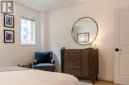 7 Trent Avenue, Toronto, ON - Indoor Photo Showing Bedroom