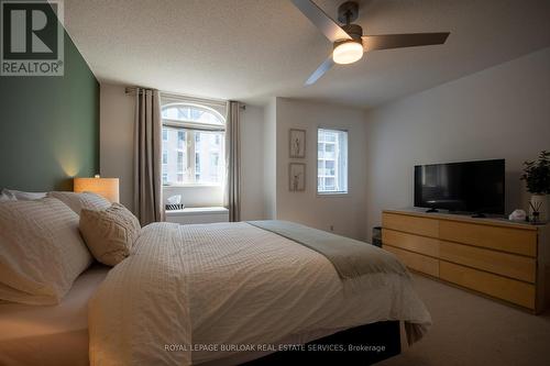 7 Trent Avenue, Toronto, ON - Indoor Photo Showing Bedroom