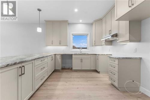 1 Bamagillia Street, Cobden, ON - Indoor Photo Showing Kitchen With Upgraded Kitchen