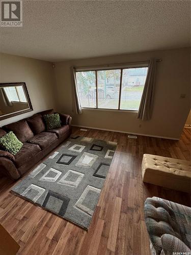 1043 Queen Street, Regina, SK - Indoor Photo Showing Other Room