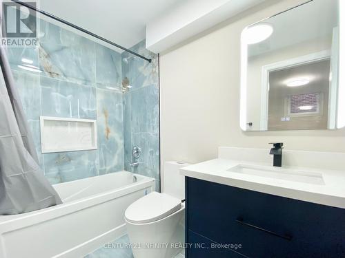 33 Grendon Crescent, Brampton (Credit Valley), ON - Indoor Photo Showing Bathroom