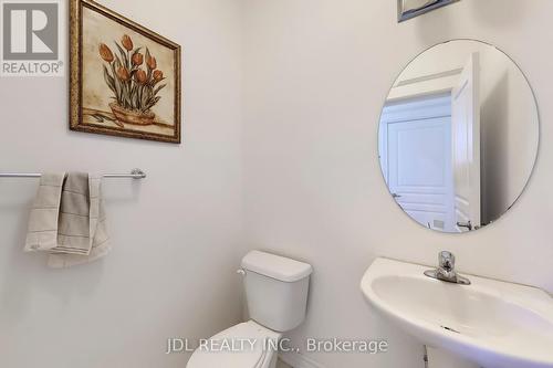 213 Paradelle Drive, Richmond Hill, ON - Indoor Photo Showing Bathroom