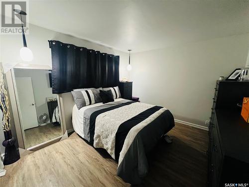 160 Lorne Street W, Swift Current, SK - Indoor Photo Showing Bedroom