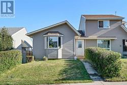 55 Falchurch Road NE  Calgary, AB T3J 1G6