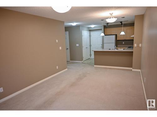 #211 616 Mcallister Lo Sw, Edmonton, AB - Indoor Photo Showing Kitchen