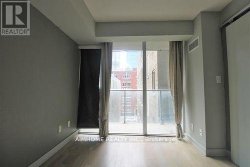 401 - 126 Simcoe Street, Toronto, ON - Indoor Photo Showing Other Room