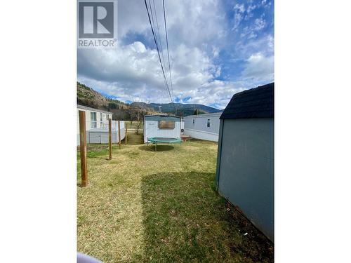 414 2Nd Avenue, Castlegar, BC 