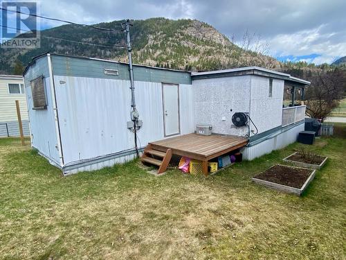 414 2Nd Avenue, Castlegar, BC 