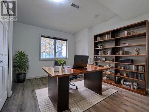 200 Black Forest Drive Unit# 707, Invermere, BC - Indoor Photo Showing Office