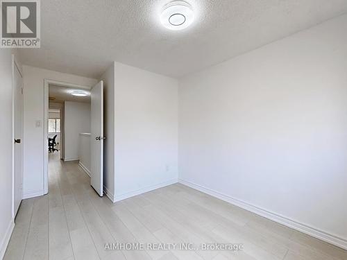 3 - 4171 Glen Erin Drive, Mississauga, ON - Indoor Photo Showing Other Room