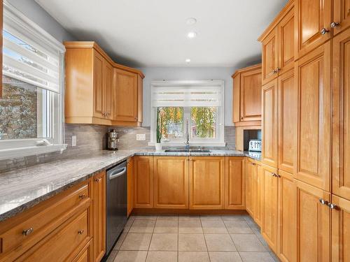 Cuisine - 1638 Boul. Perrot, Notre-Dame-De-L'Île-Perrot, QC - Indoor Photo Showing Kitchen