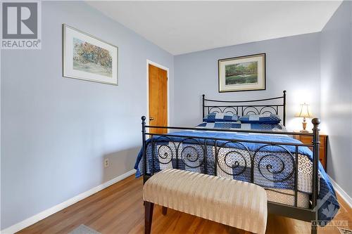 2568 Hanlon Avenue, Ottawa, ON - Indoor Photo Showing Bedroom