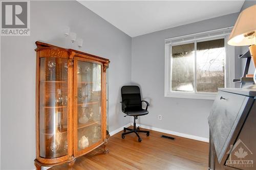 2568 Hanlon Avenue, Ottawa, ON - Indoor