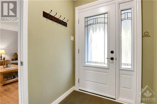 2568 Hanlon Avenue, Ottawa, ON - Indoor Photo Showing Other Room