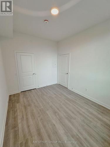 B2203 - 50 Upper Mall Way, Vaughan, ON - Indoor Photo Showing Other Room