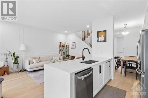 427 Kayak Street, Ottawa, ON - Indoor Photo Showing Kitchen With Upgraded Kitchen