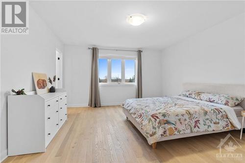 427 Kayak Street, Ottawa, ON - Indoor Photo Showing Bedroom