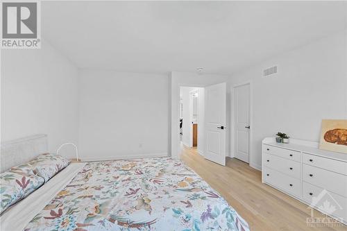 427 Kayak Street, Ottawa, ON - Indoor Photo Showing Bedroom