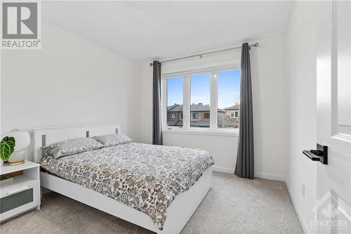 427 Kayak Street, Ottawa, ON - Indoor Photo Showing Bedroom