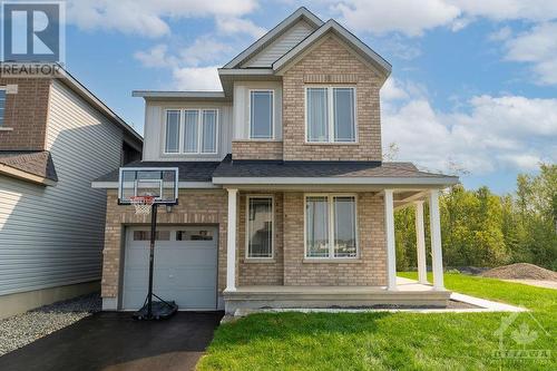 655 Persimmon Way, Ottawa, ON - Outdoor