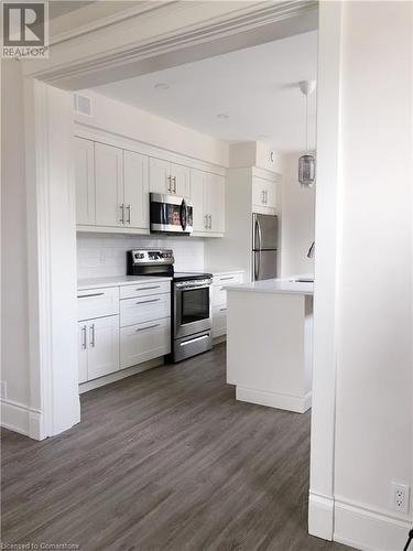 Unit A - Main Level - 806 Duke Street, Cambridge, ON - Indoor Photo Showing Kitchen