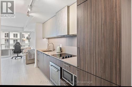 3301 - 19 Western Battery Road, Toronto, ON - Indoor Photo Showing Kitchen