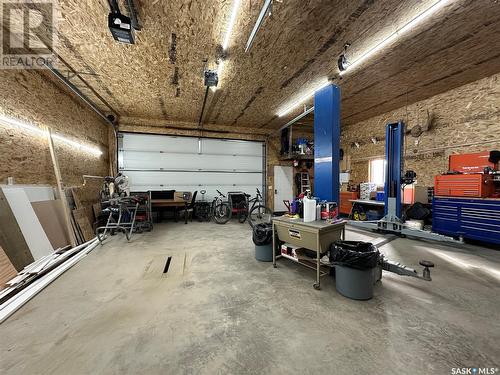 37 King Crescent, Humboldt, SK - Indoor Photo Showing Garage