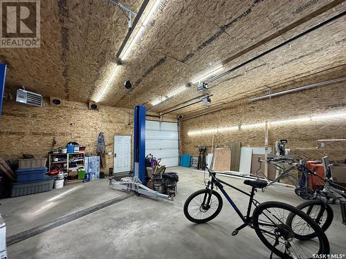 37 King Crescent, Humboldt, SK - Indoor Photo Showing Garage